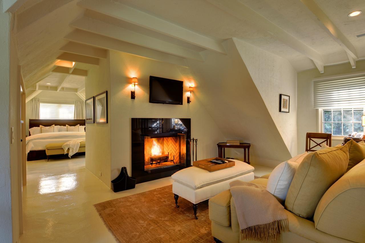 The Baker House 1650 Bed & Breakfast East Hampton Exterior photo